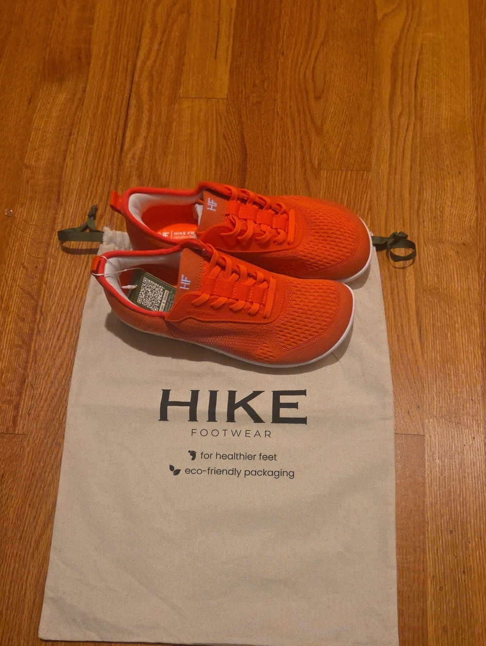 HIKE Lightweight Women’s Athletic Sneakers in Vibrant Orange